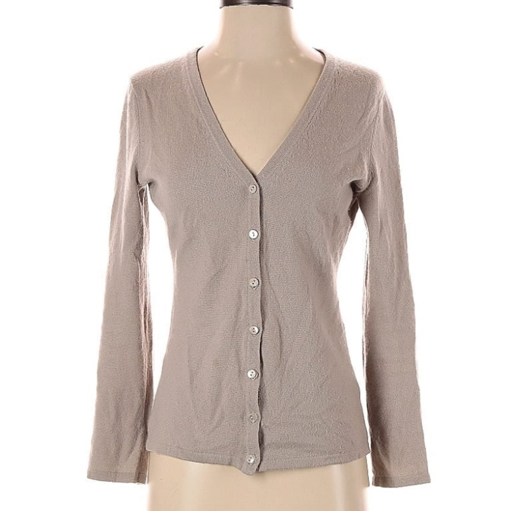 100% cashmere cardigan by Saks Fifth Ave brand. Size small.